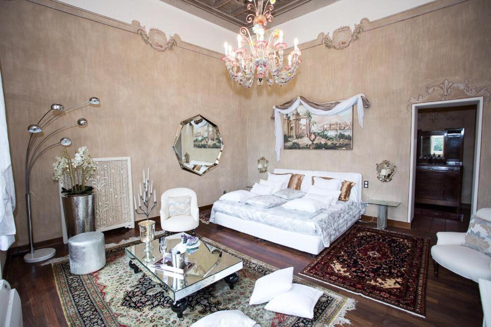 Villa Ghiringhelli Azzate Εξωτερικό φωτογραφία